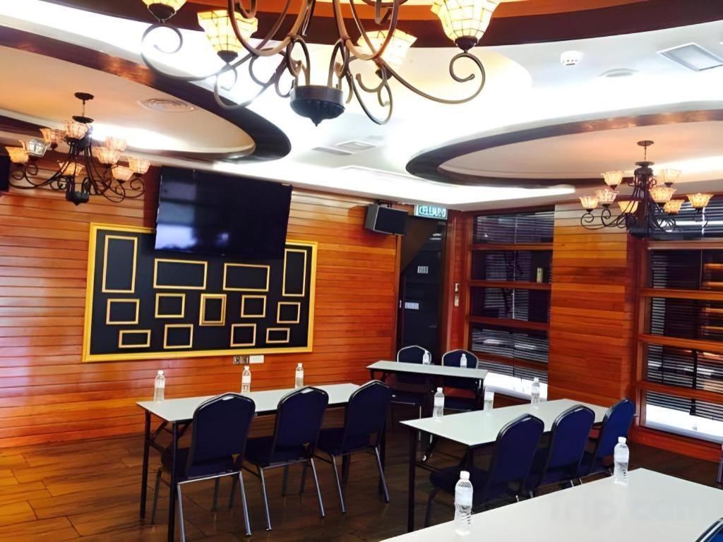 D North Star Hotel & Spa Sandakan Exterior photo
